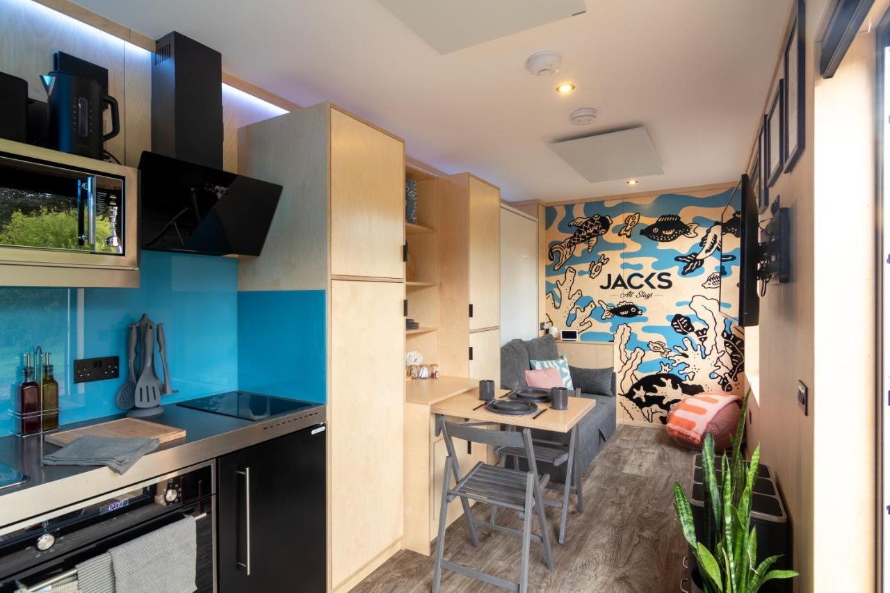 The Reef - Unique Hot Tub Cabin In Millport Exterior foto
