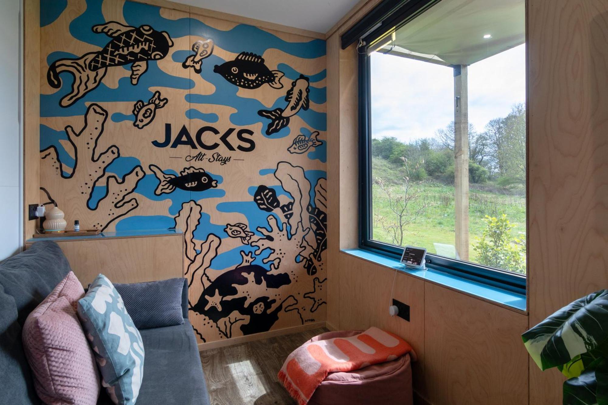 The Reef - Unique Hot Tub Cabin In Millport Exterior foto