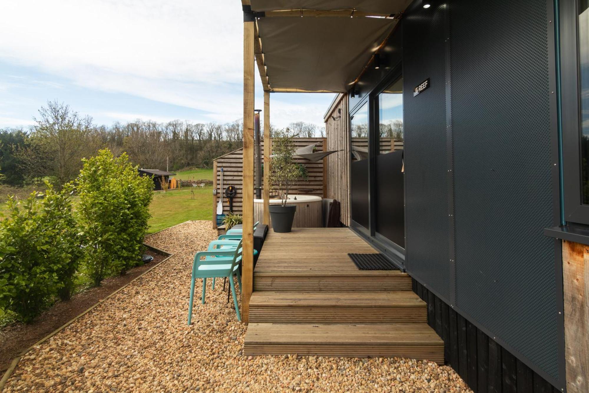 The Reef - Unique Hot Tub Cabin In Millport Exterior foto