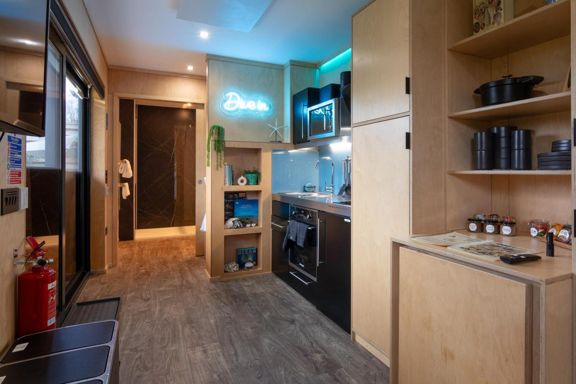 The Reef - Unique Hot Tub Cabin In Millport Exterior foto